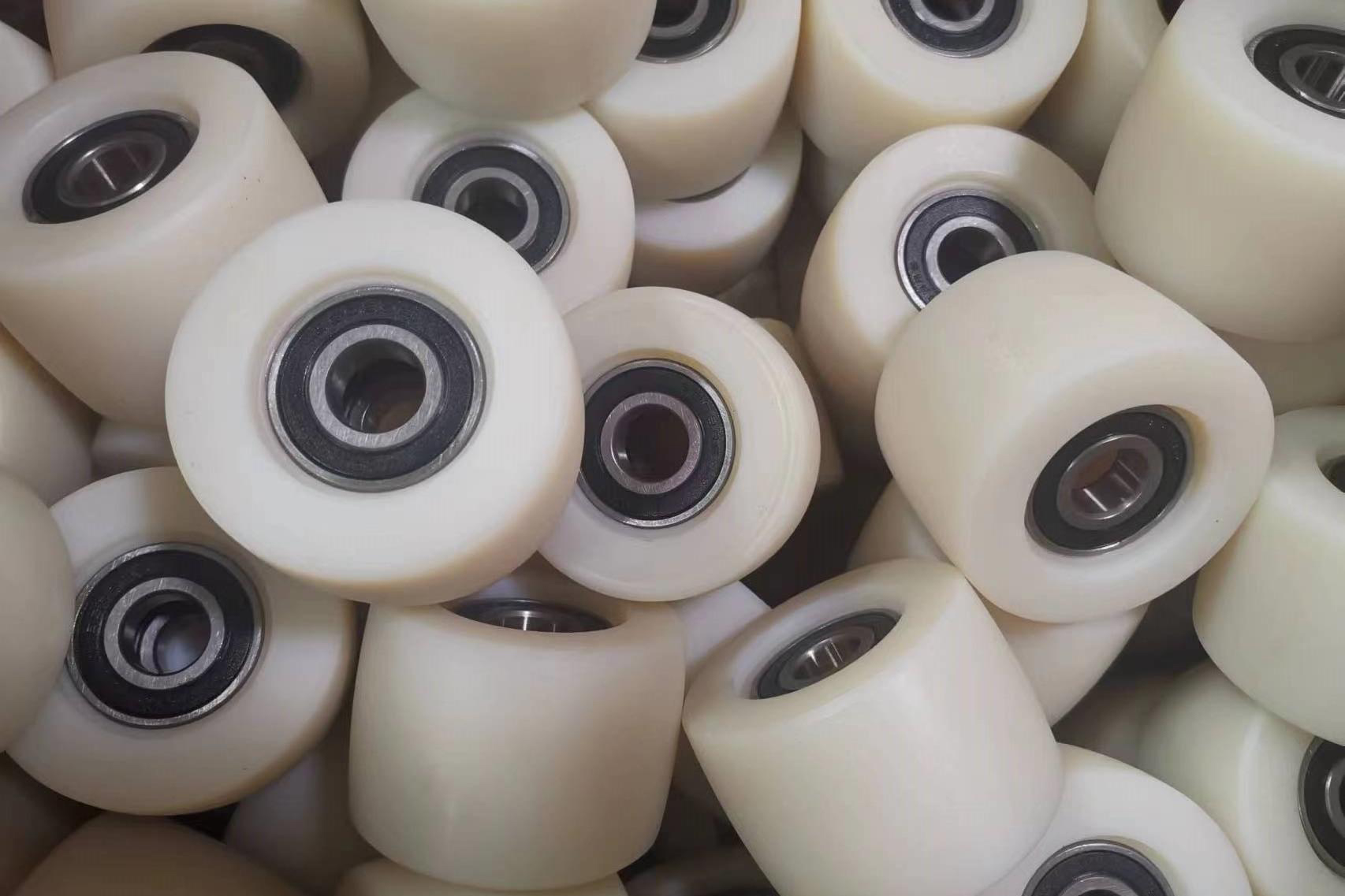 bearing wheel vs universal wheel caster bearings